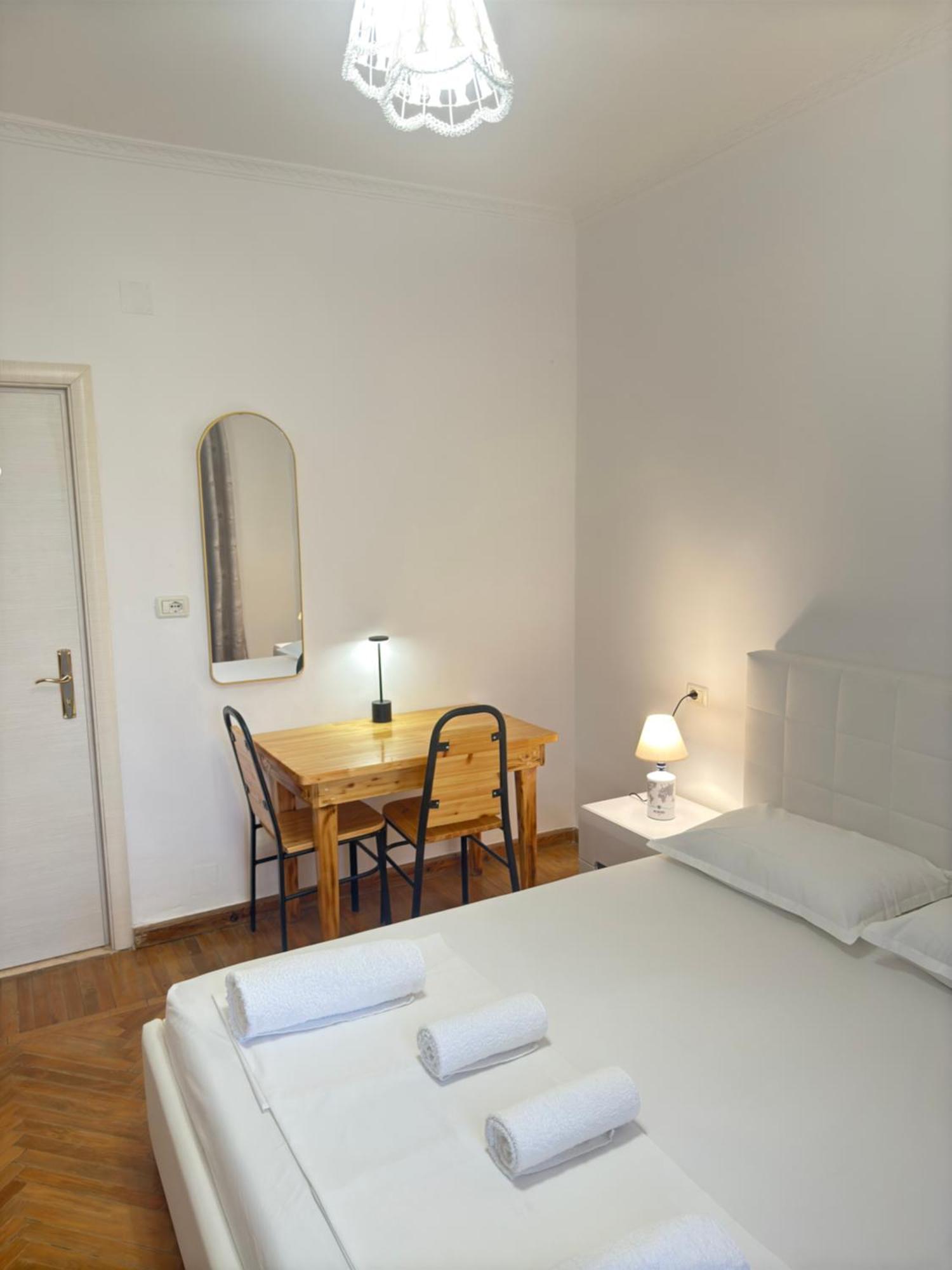 Hanna Guest House Permet Bagian luar foto